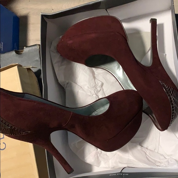 Wine Platform Heels - Picture 1 of 6